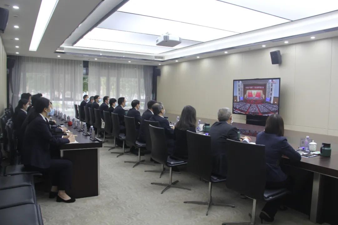 关于为您解答爱游戏体育
(今日最新解答)的相关图片